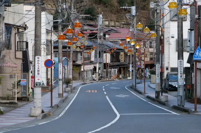 【湯河原溫泉完整指南】造訪被文人墨客所鍾愛的名湯！必看重點、推薦旅宿&美食&行程一篇掌握〜