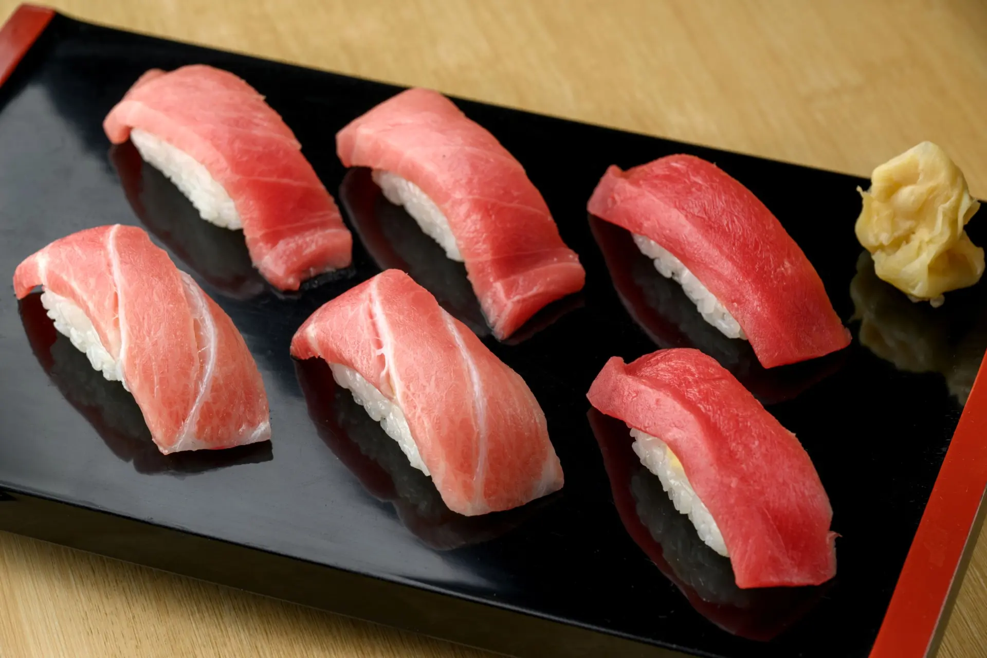 一次品嚐黑鮪魚魅力的經典套餐「鮪魚特選套餐」