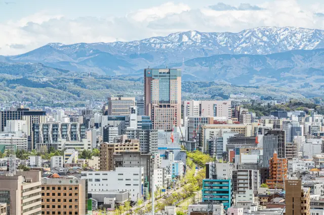 最適な拠点選びで、金沢旅はもっと快適に