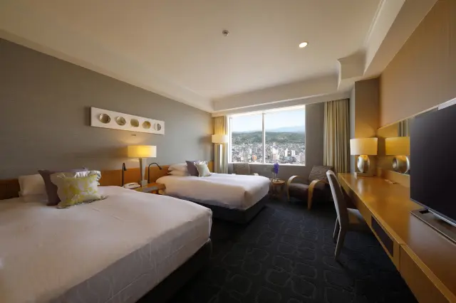 リュクスフロアでは金沢最高層の眺望を独占