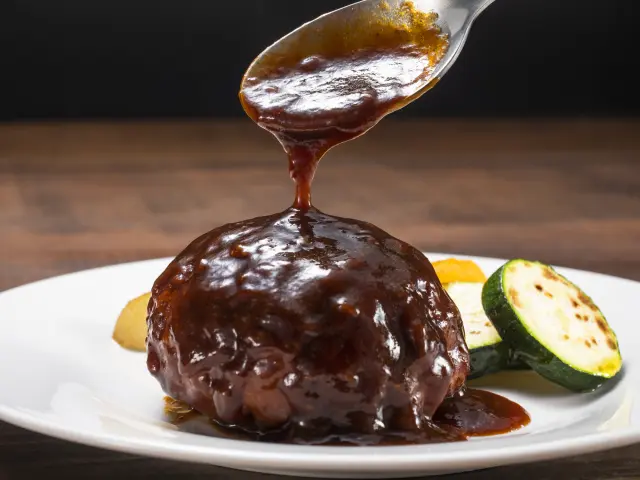 漢堡排的經典搭配醬汁還得是多蜜醬