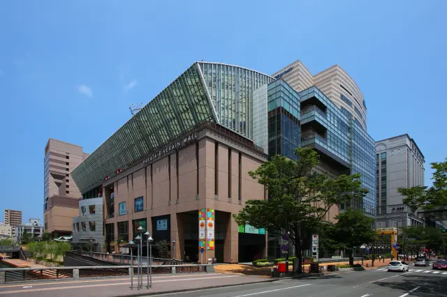 【福岡親子遊推薦】「博多河岸購物中心by高島屋」逛街指南：麵包超人兒童博物館、購物美食&文化體驗一次玩夠！