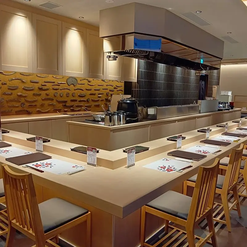 間近で調理する、ライブ感あふれる空間