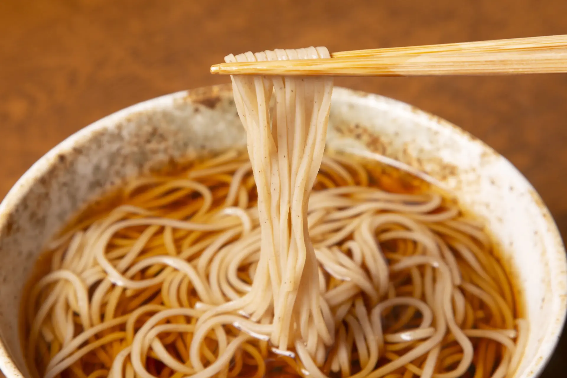 摘物や地酒と蕎麦の相性も抜群だ