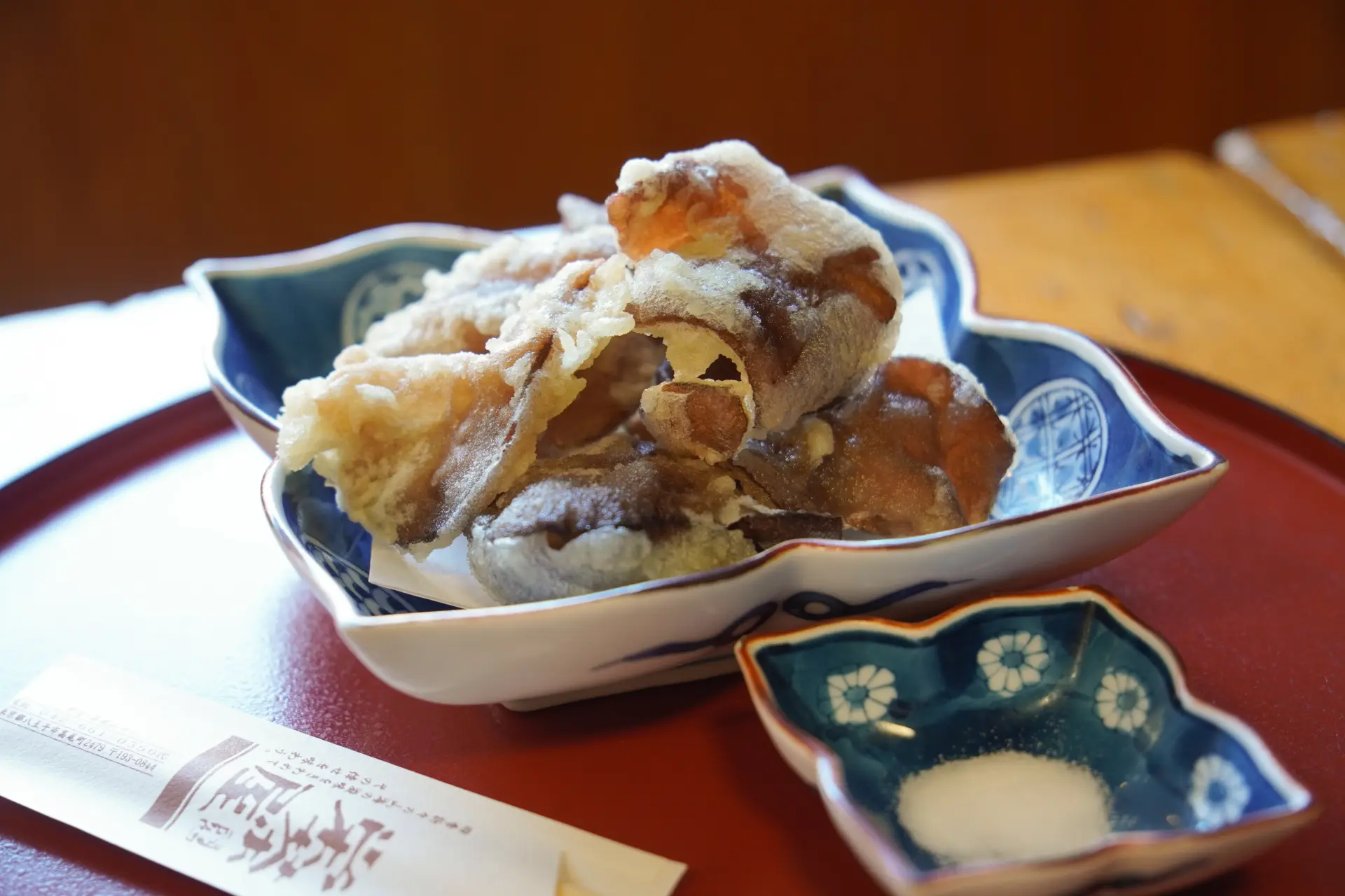 肉厚ぷりぷり食感の高尾山名物「天狗の耳たぶ」