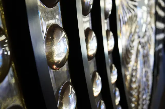 近看或遠觀，都耐人尋味