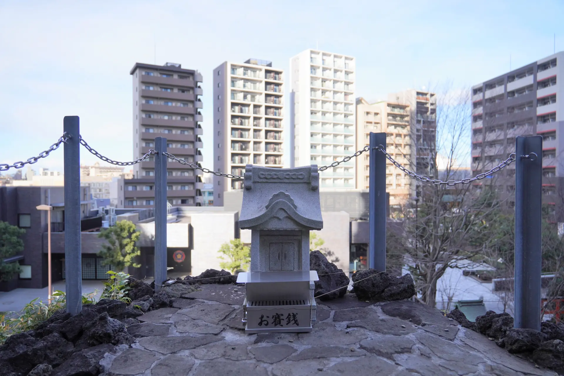 从富士冢顶端俯瞰的景致