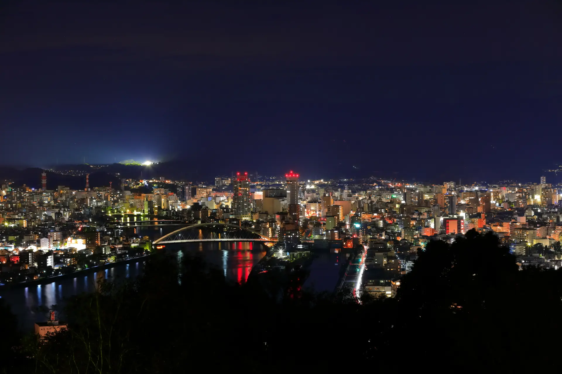 【高知のエリア別お勧め宿泊施設11選】清流・絶景・グルメを堪能できる滞在先