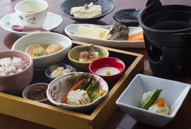 創作ゆば箱膳「遊膳」（要予約）