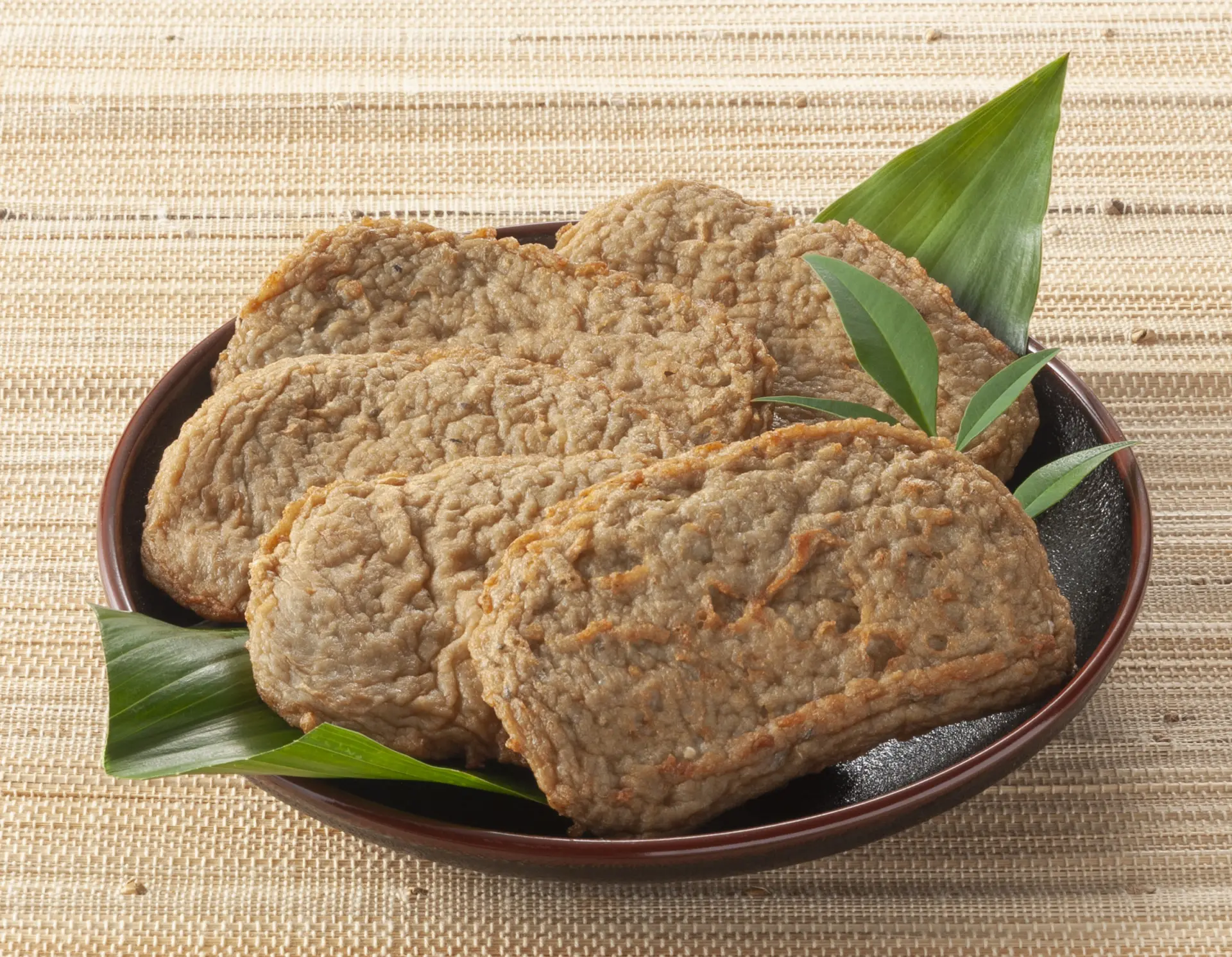 愛媛の海の幸の旨みが凝縮された「じゃこ天」