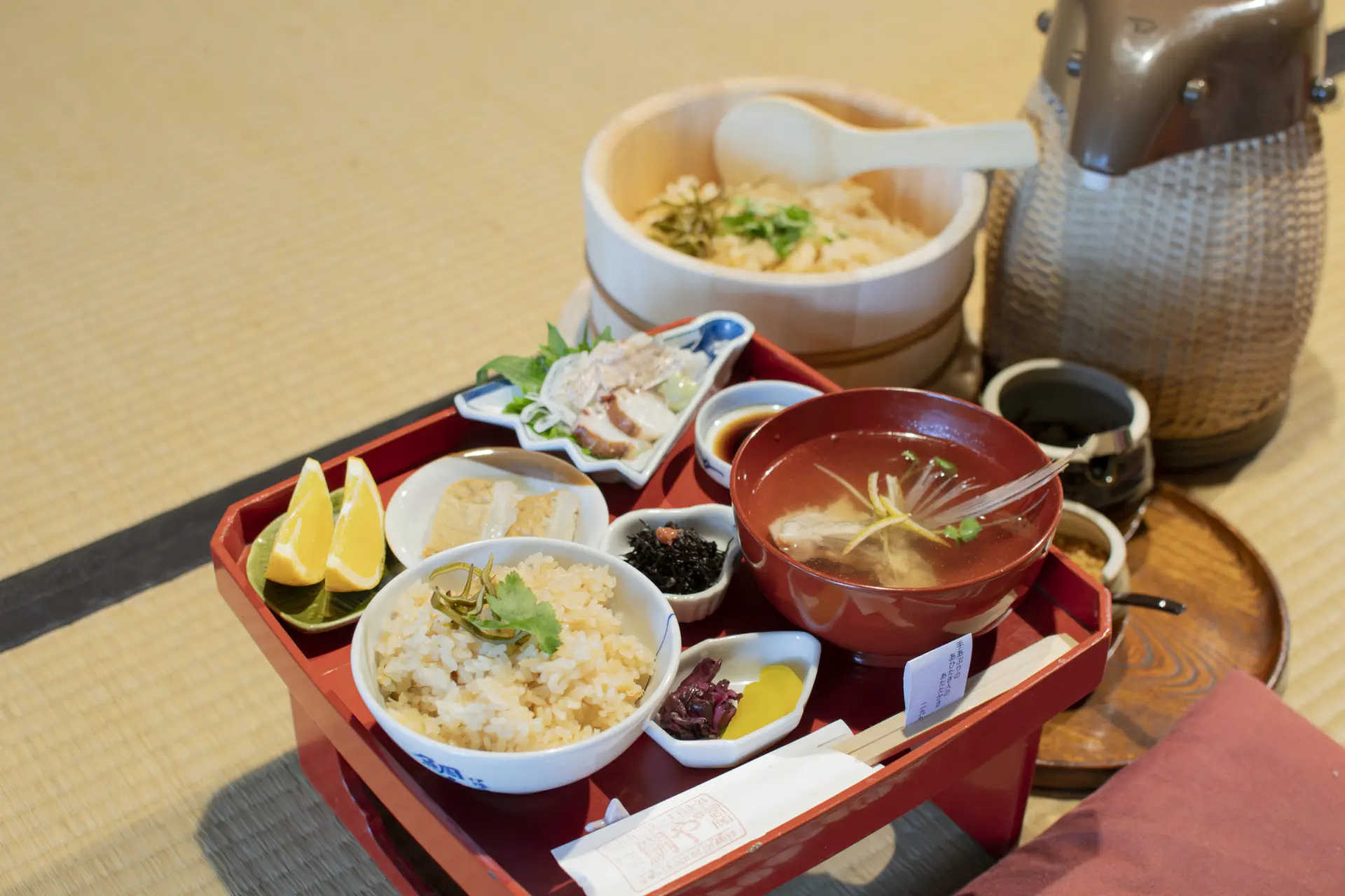 多彩な調理法で鯛を堪能できる「鯛メシ膳」