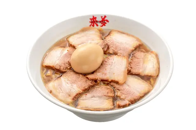 たっぷりチャーシューが乗った「喜多方チャーシュー麺」