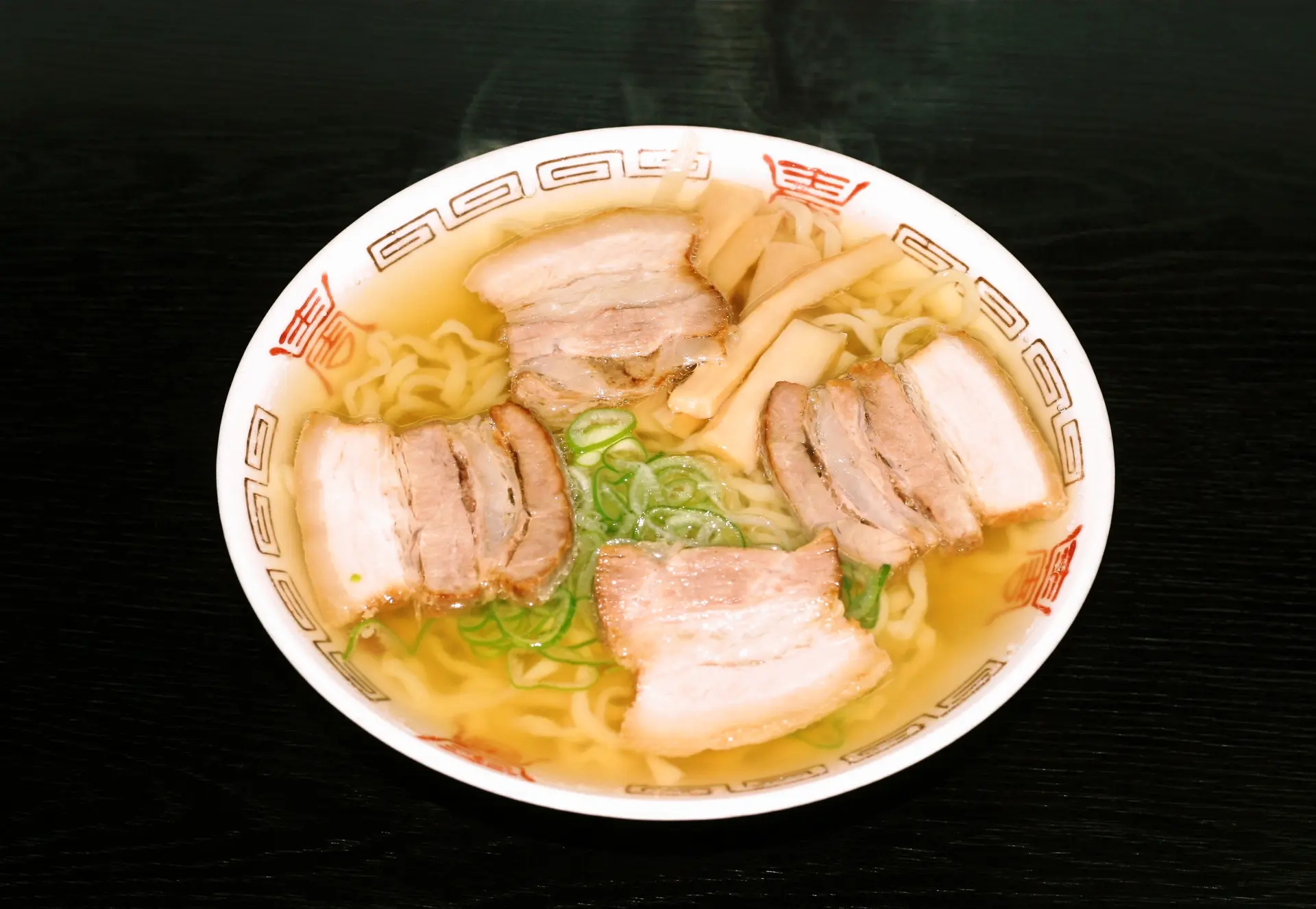 王道の「支那そば」が一番人気