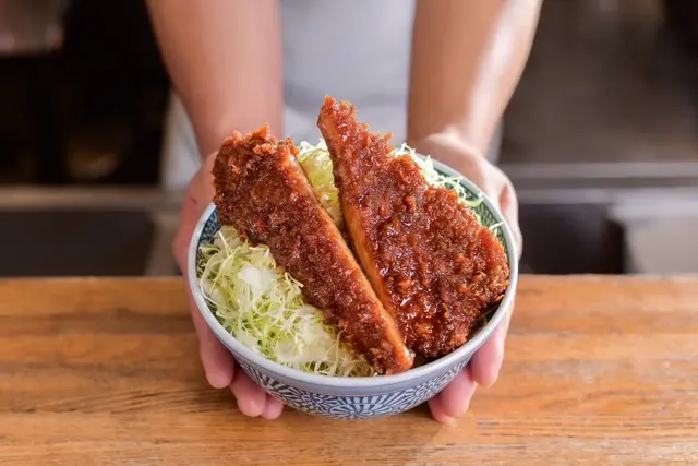 一番人気の「ソースカツ丼」