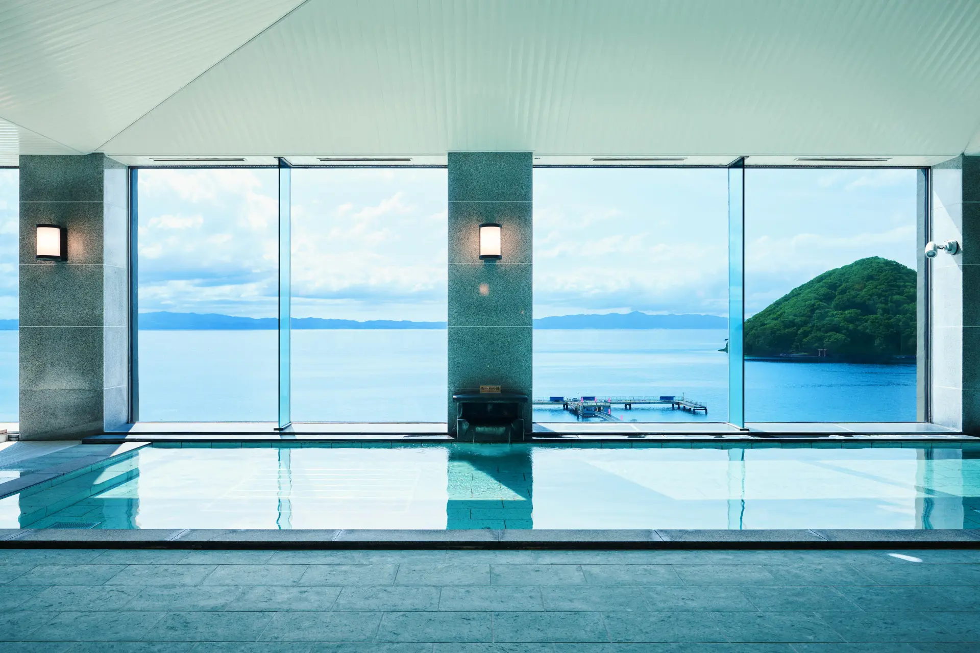 絶景が自慢の展望風呂