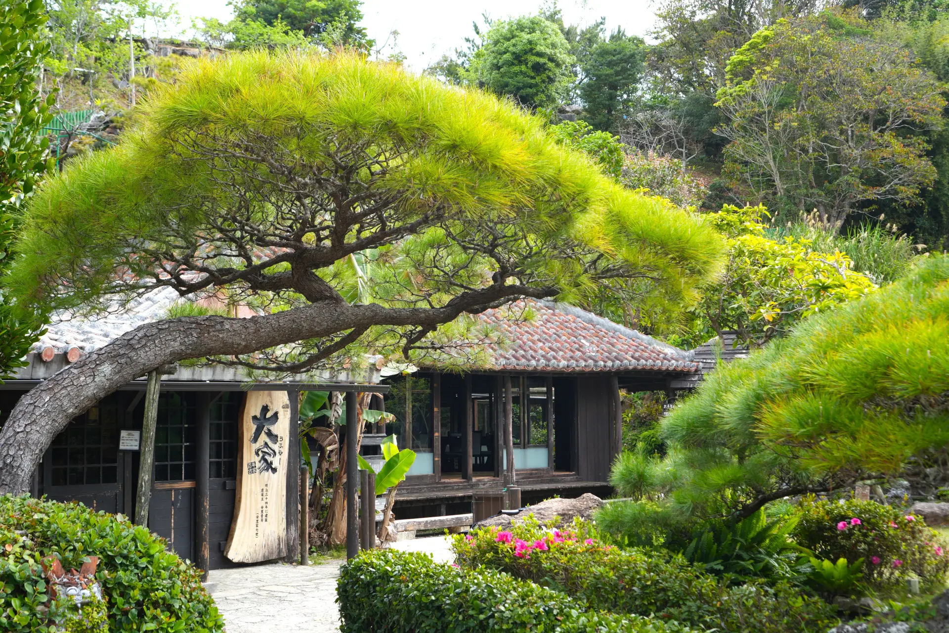 屋龄超过百年的琉球古民家「安里家」