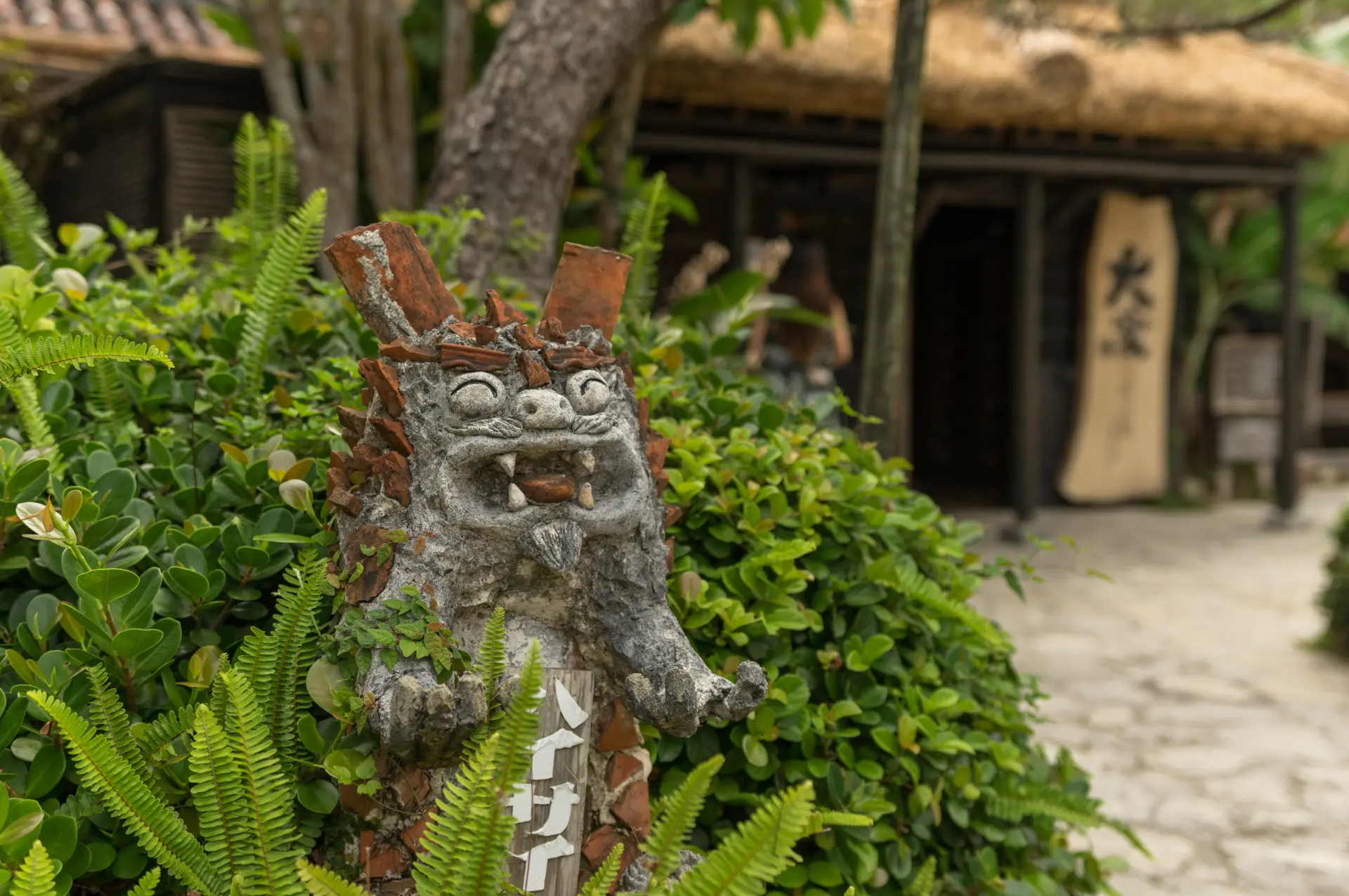 随处可见当地守护神的冲绳风狮爷