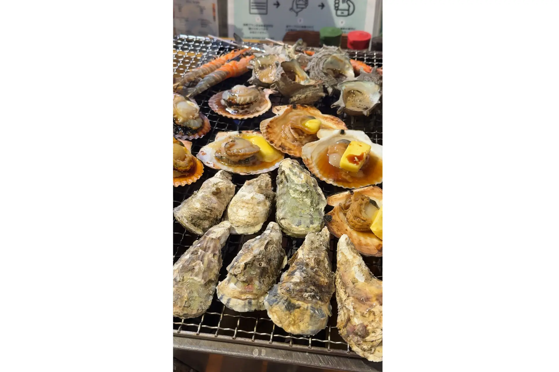 焼くときの香ばしい香りも浜焼きの醍醐味