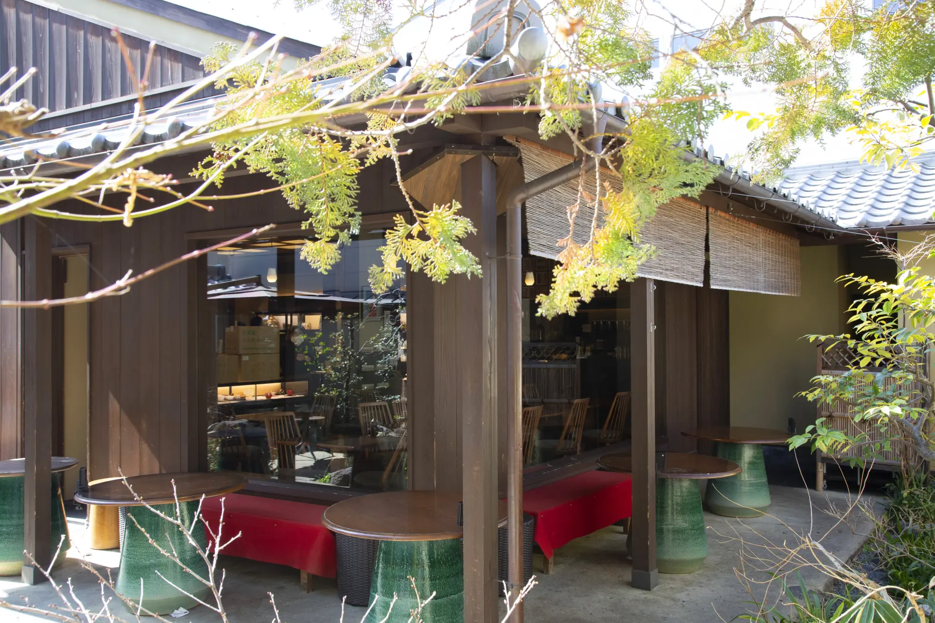 天気の良い日にはテラス席がお勧め