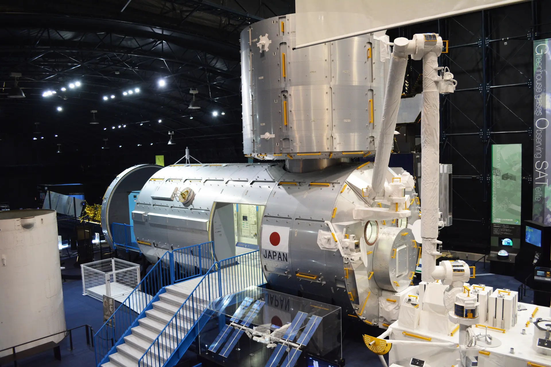国際宇宙ステーション（ISS）の一部を構成する「きぼう」日本実験棟の実物大模型