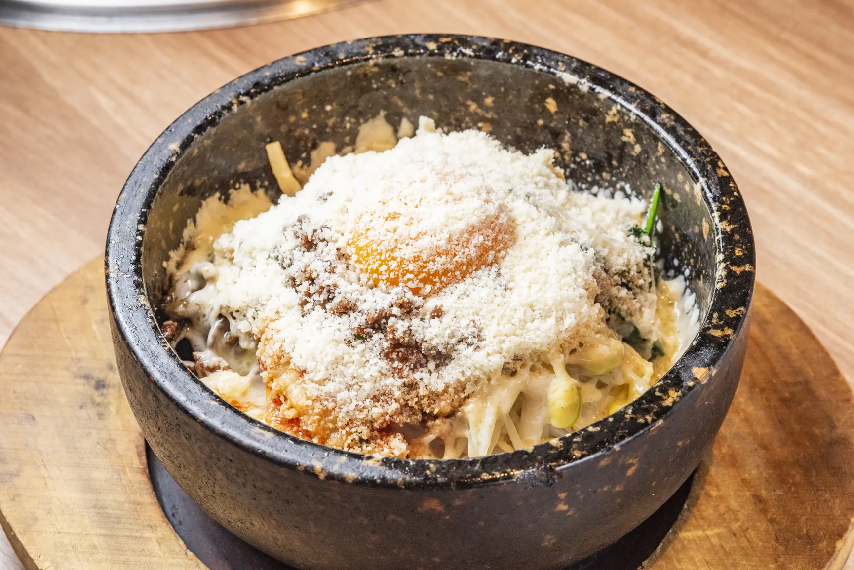 搭配烧肉的各式料理选择丰富