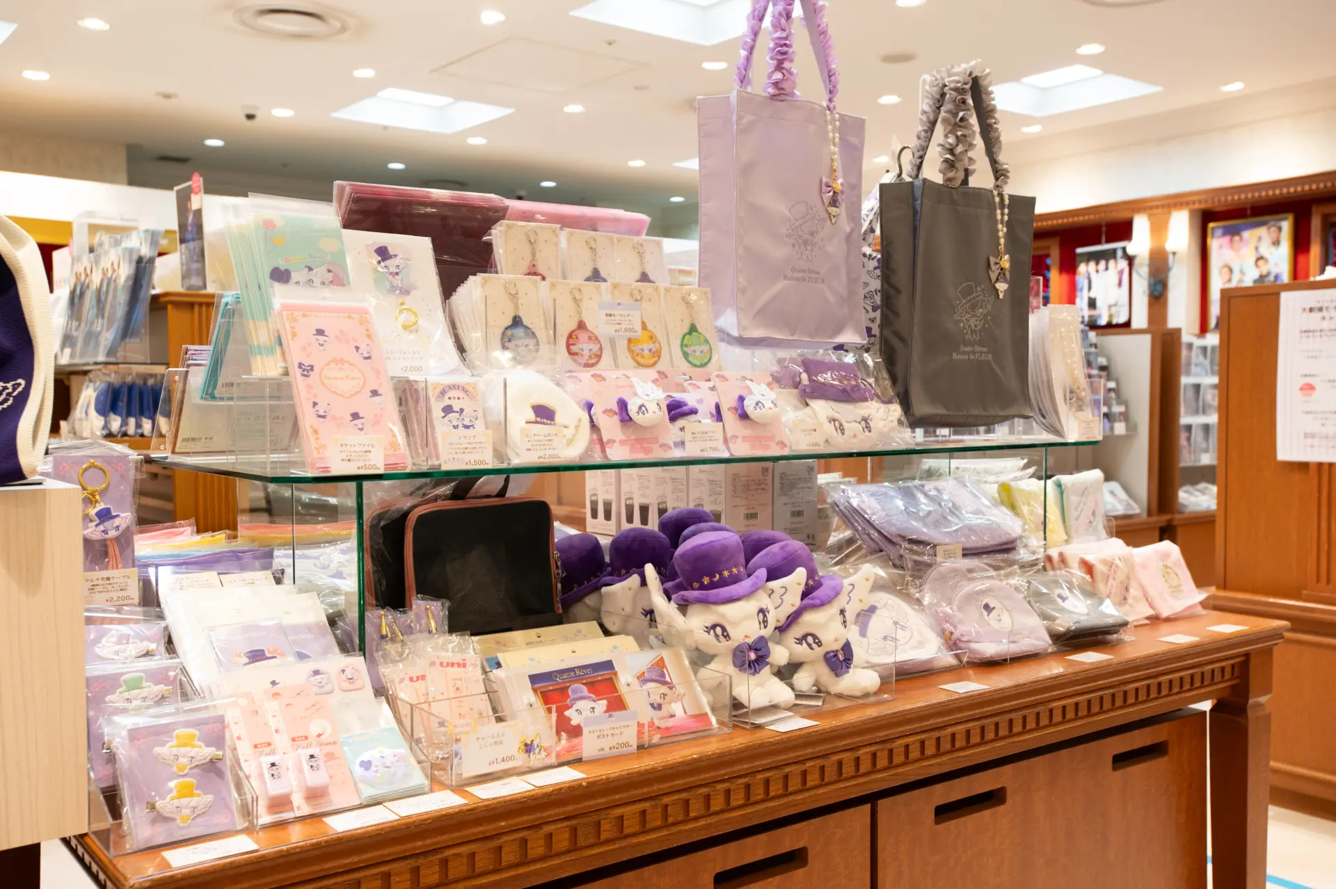 สินค้าที่ระลึกตัวละคร Rêvie และ Nemu