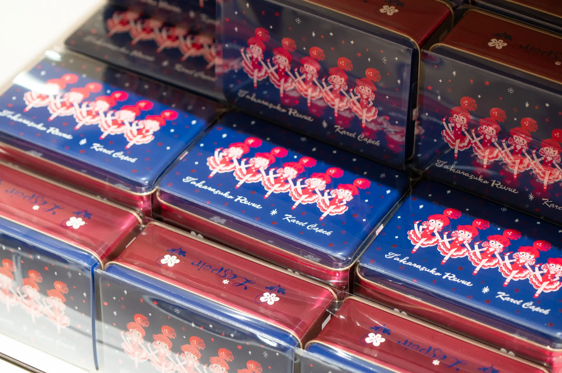 ขนมที่หาซื้อได้จากที่นี่ที่เดียวเท่านั้น