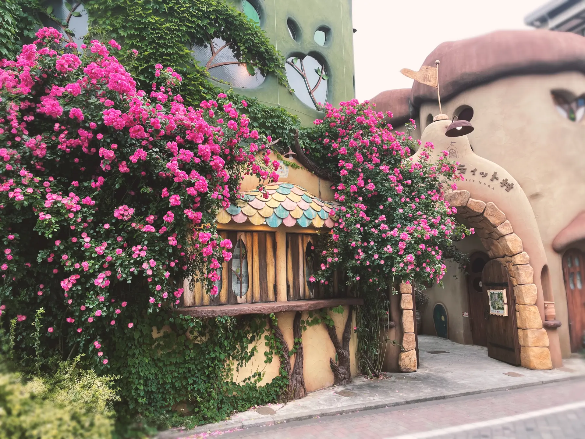 絵本の世界のようなかわいいテーマパーク