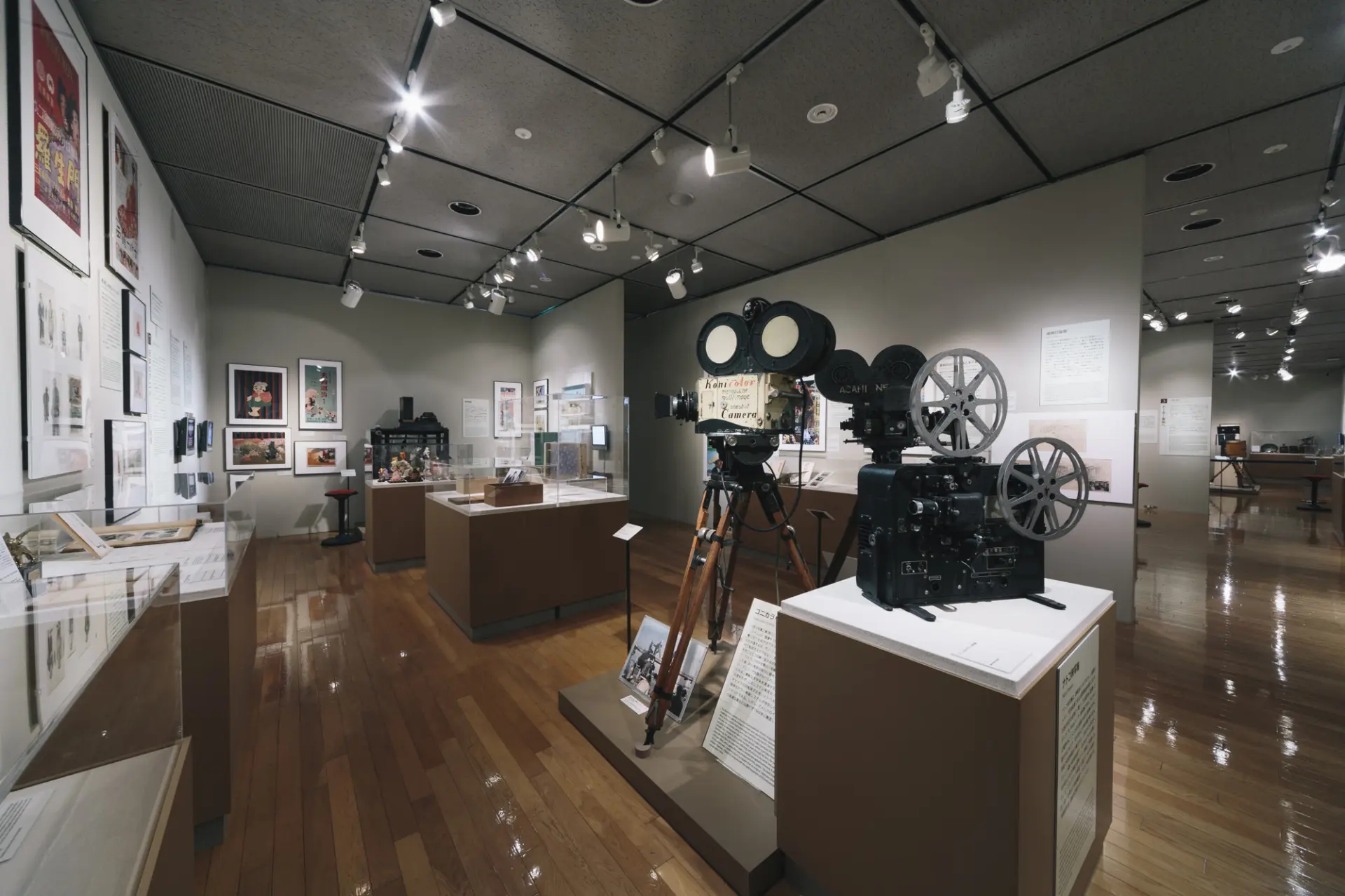 常設展示では貴重な映画ポスターやグッズなどを見ることができる