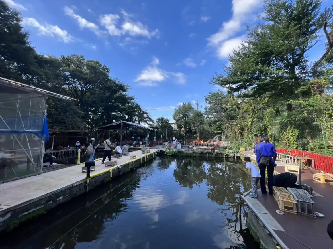 可盡情享受5種泳池與3種滑水道的「Pool WAI」