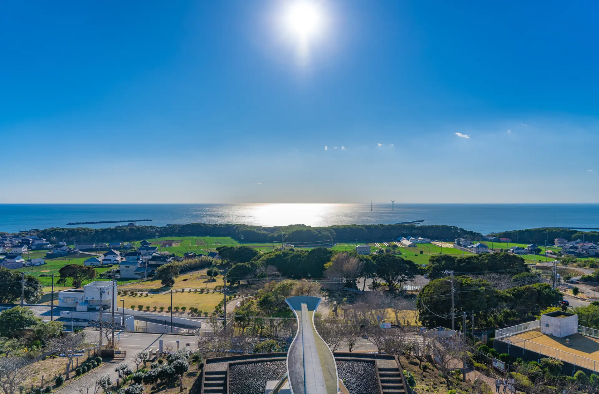 ◆ 波暮旅二　「海のある風景」　油彩　テンペラ　P10号　千葉県　◆ 千葉県で眺める絶景9選】海を歩き、見下ろし、潜る。あらゆる角度から