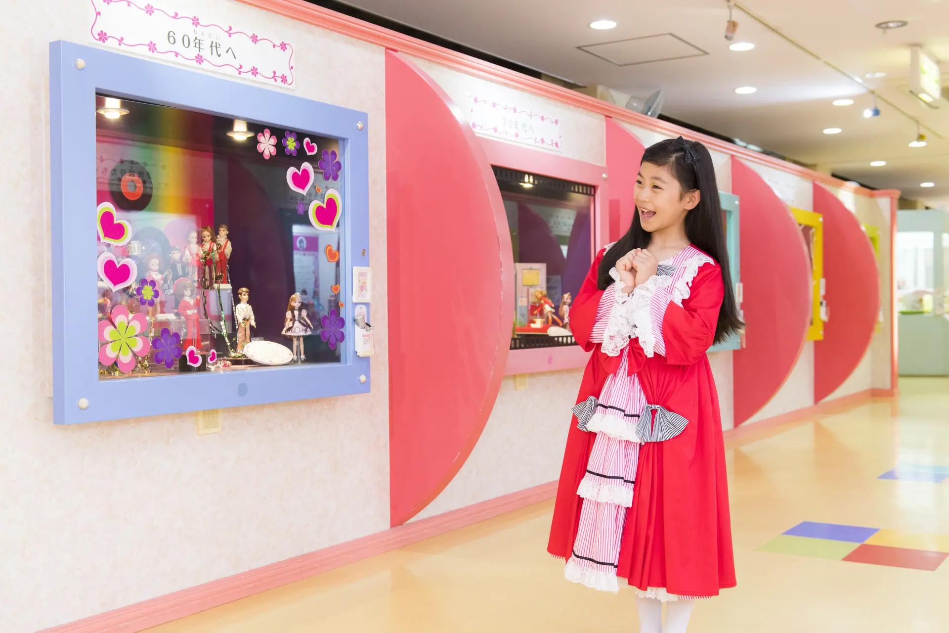 歴代のリカちゃんが展示されているリカちゃんミュージアム