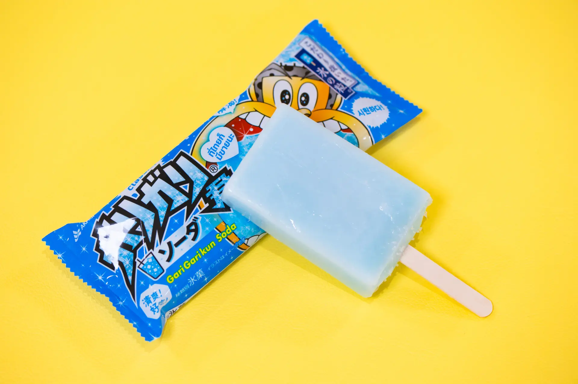 以「單手就能吃的刨冰」而大受歡迎