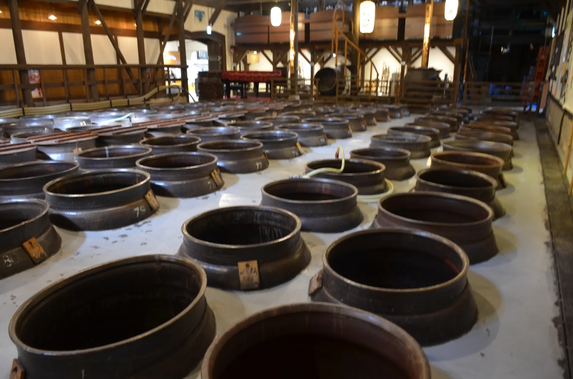 蔵元ごとの個性を楽しめる「混和焼酎」