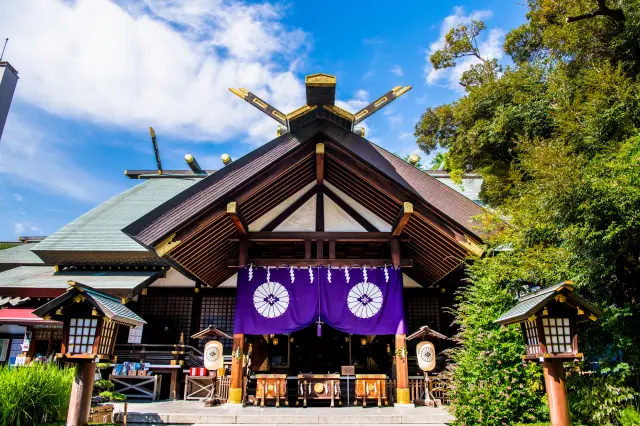 【東京大神宮観光ガイド】縁結びパワースポットの見どころを徹底解説！