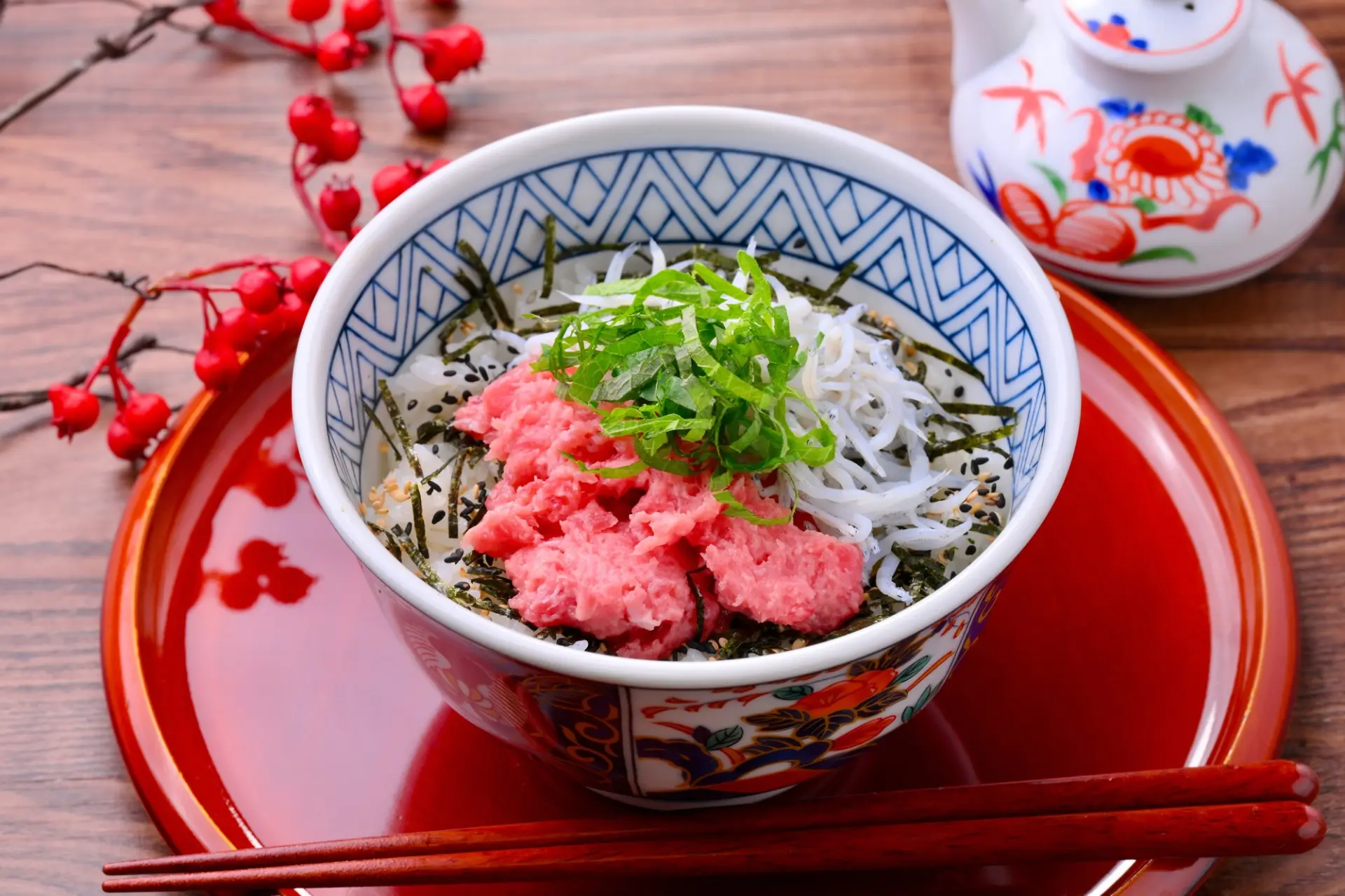 鎌倉の名物グルメ「しらす丼」（写真はイメージです）
