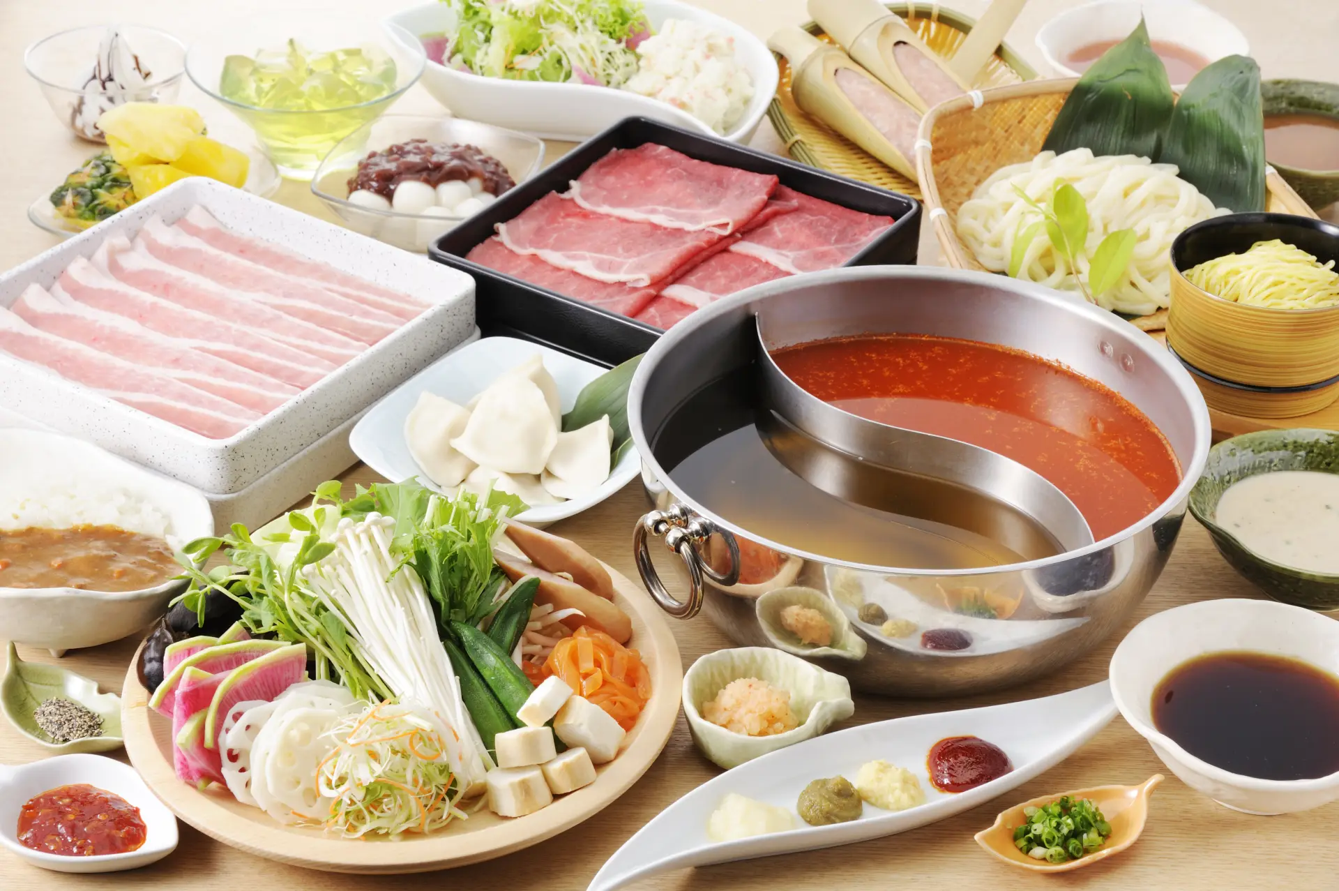 バラエティーに富んだメニューが食べ放題