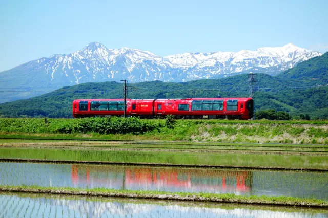 東京から2時間で絶景×美食の列車へ！新潟・信州を走る3つの列車で贅沢グルメ旅