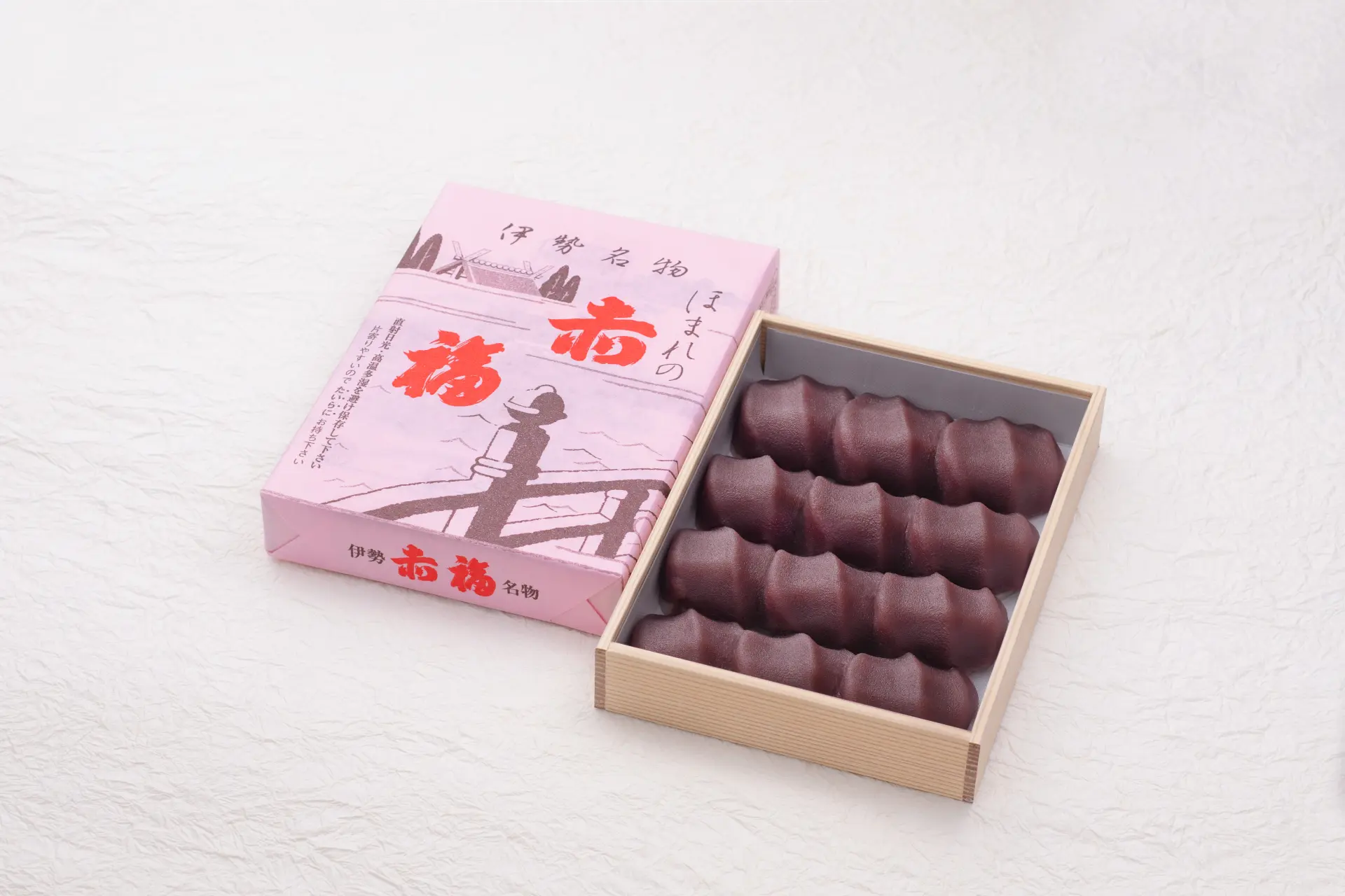 A simple mochi sweet topped with smooth sweet bean paste