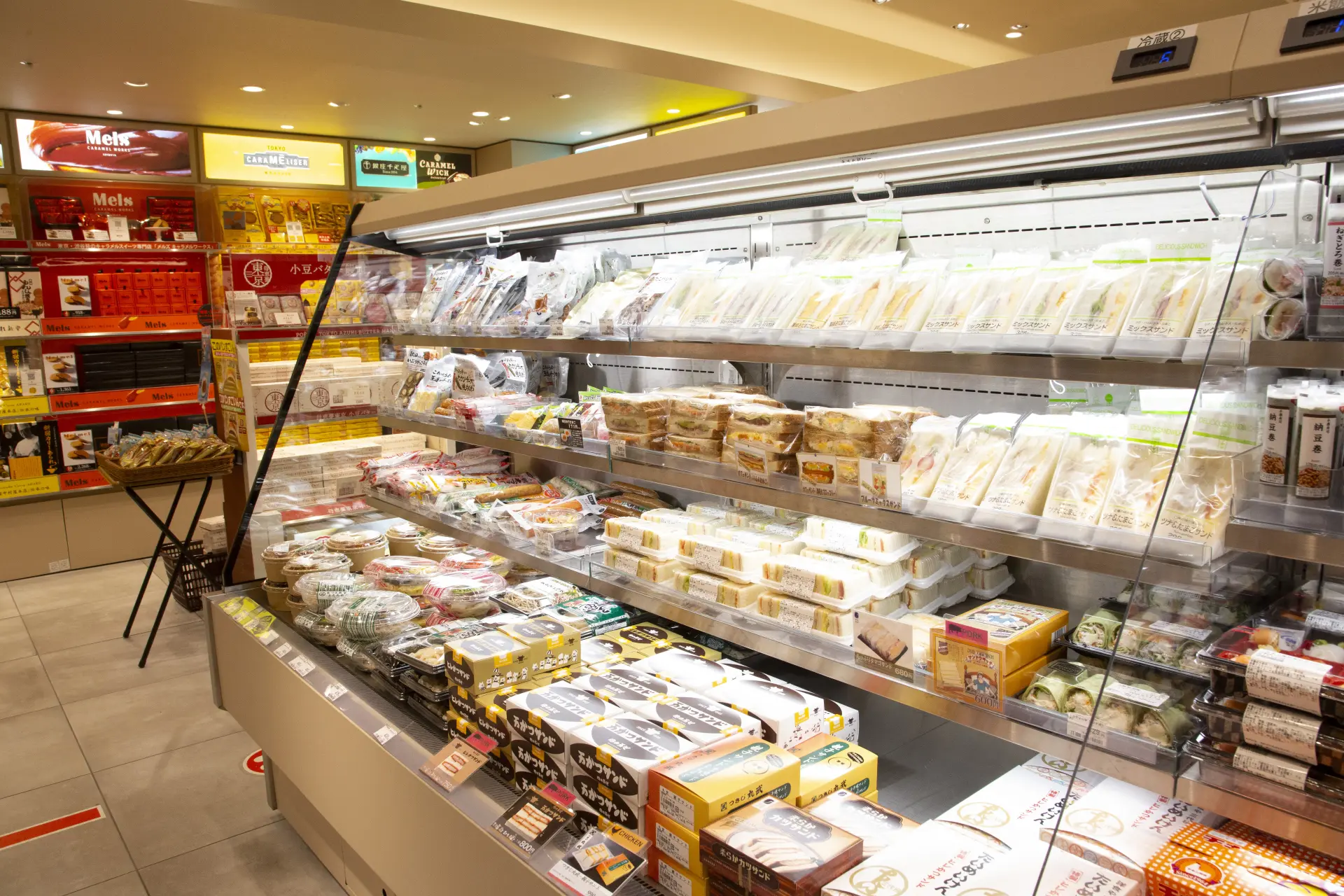 A wide selection of bento boxes, sandwiches, and sweets