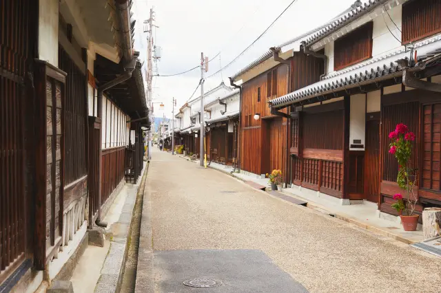 住宅内の見学ができる町家もあり、当時の暮らしを垣間見ることができる