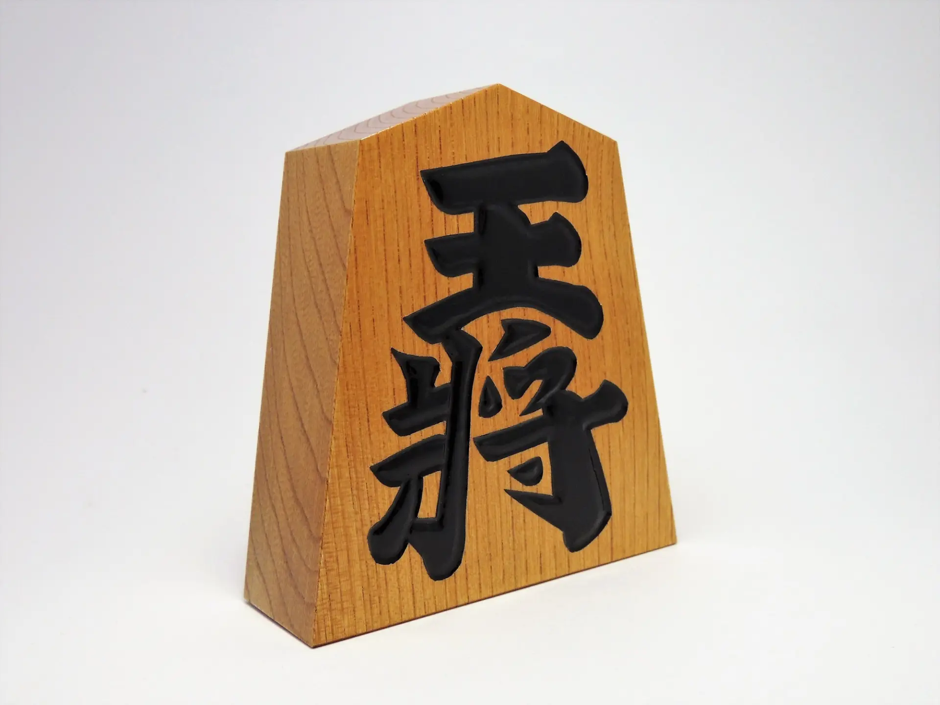 将棋をモチーフにしたデザインを館内の至る所で楽しめる「ホテル王将」