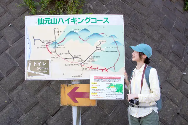 コース内にはトイレがないので看板近くの公衆トイレを利用しよう