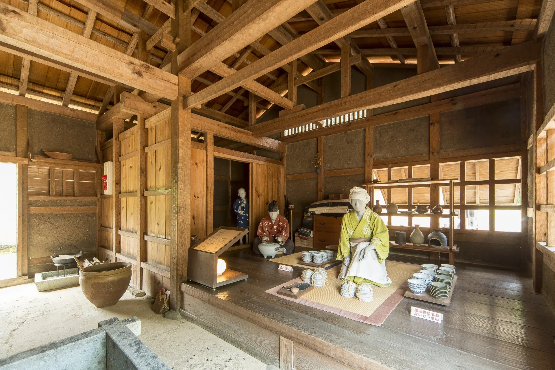 復原町並には当時の暮らしの様子を再現した展示も