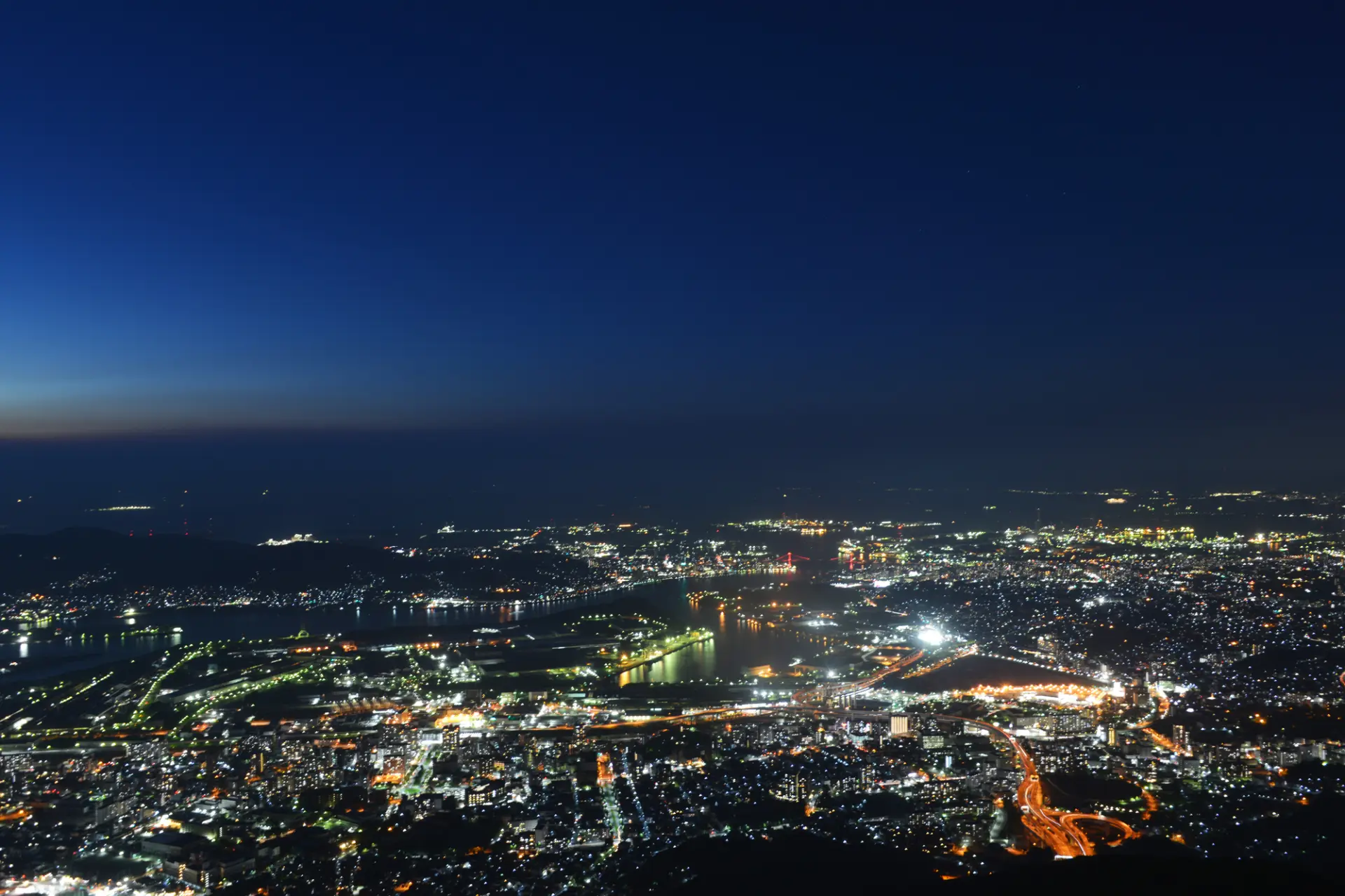 新日本三大夜景にも認定される北九州市一の夜景スポット