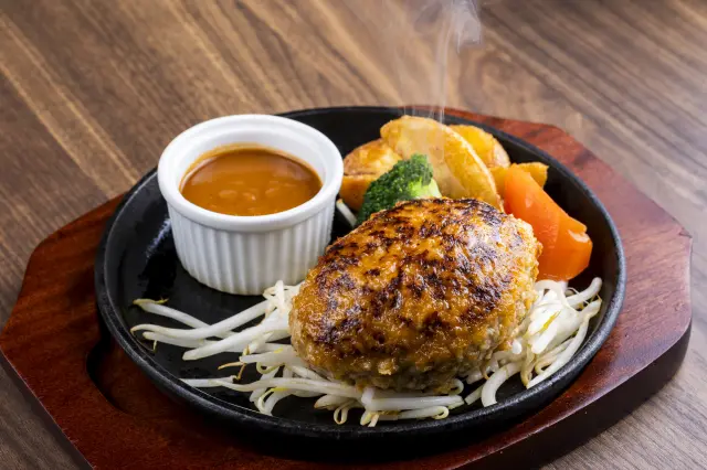 煎烤得飽滿誘人的招牌餐點