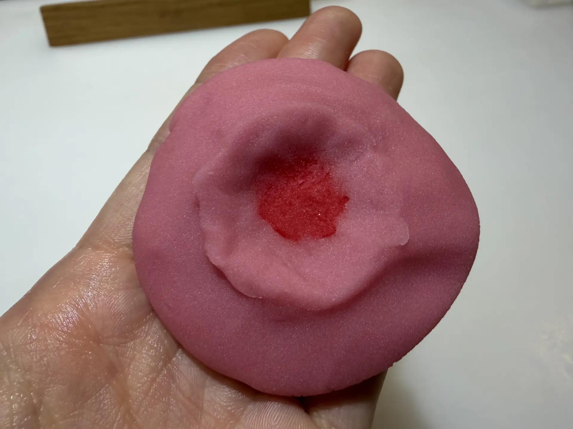 赤いあんが見える