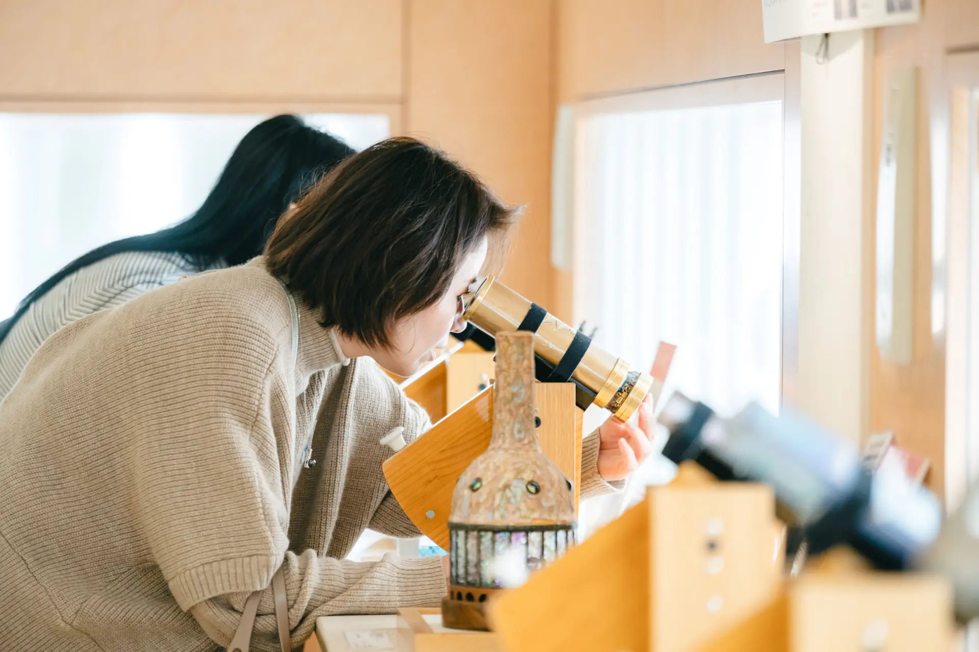 さまざまな万華鏡を実際に見て楽しめる