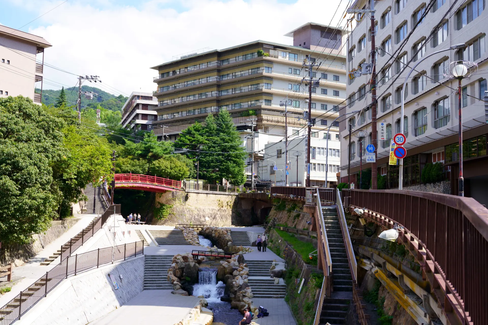 “日本三古湯”に数えられる関西有数の名湯