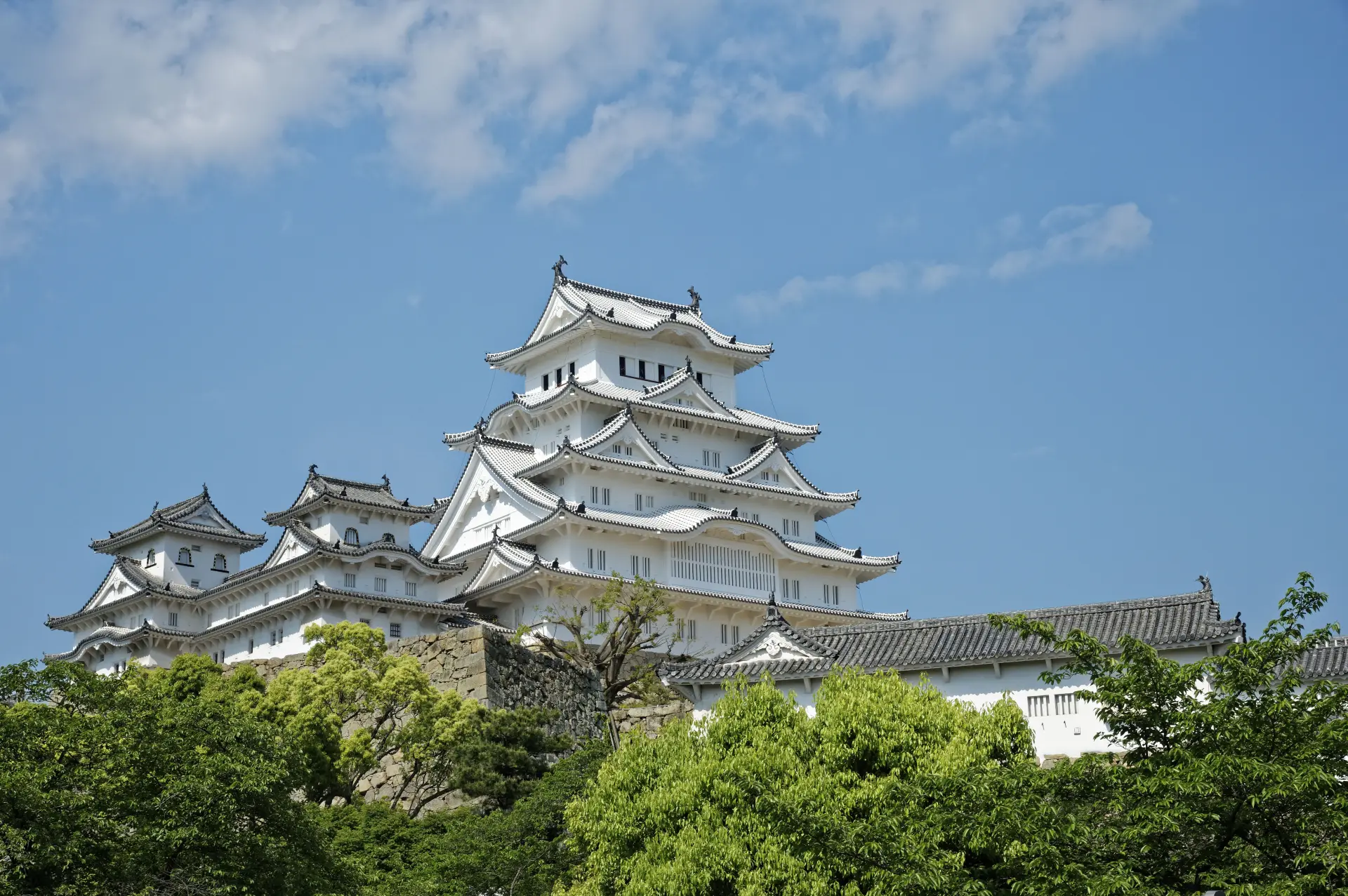 現存する江戸時代建築の天守閣としては最大の規模